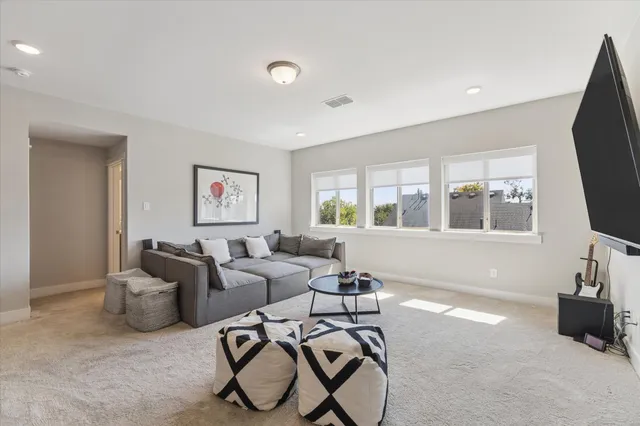 $5,800 | 6609 Basal Woods Way, Houston, TX 77055