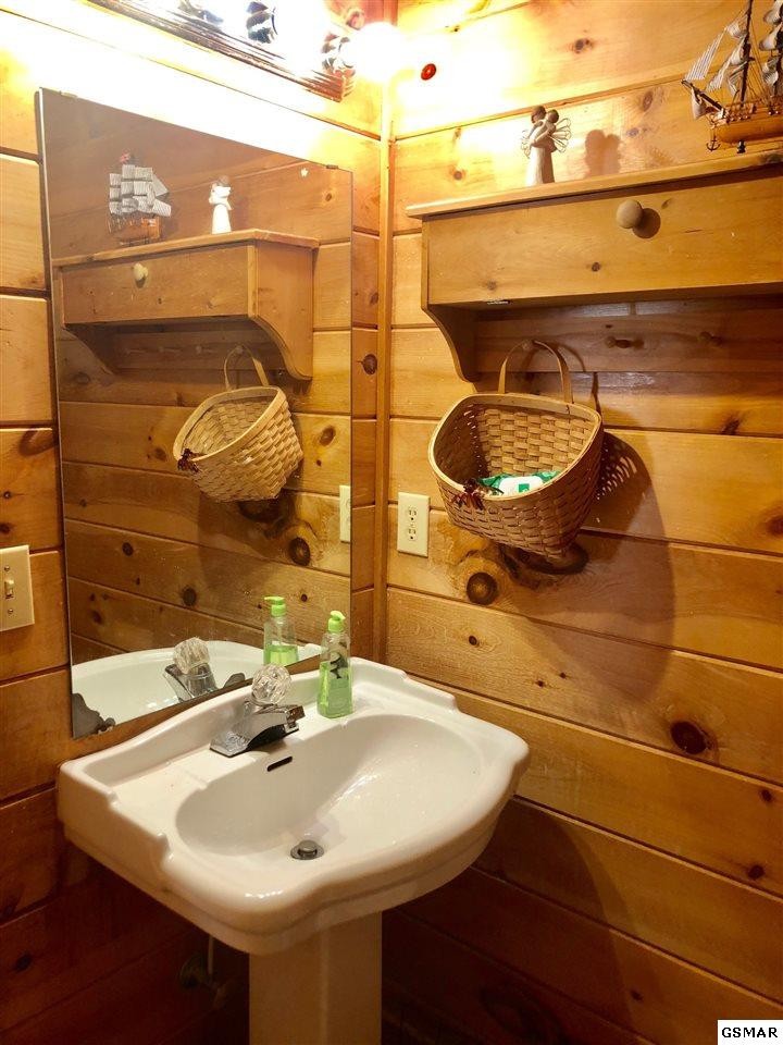 528 Hideaway Ridge Circle Sevierville, TN 37862 - Photo 23 of 34 Gallery Image 23