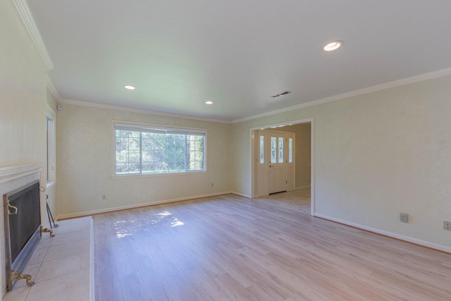 17967 Berta Canyon Road Salinas, CA 93907 - Photo 5 of 36