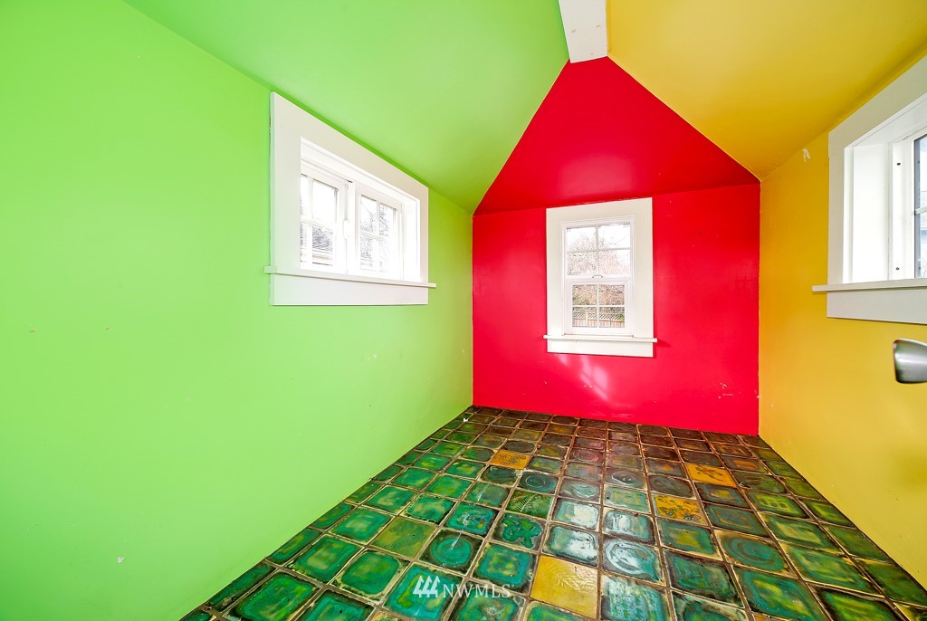 3441 36th Avenue Southwest Seattle, WA 98126 - Photo 23 of 25 Gallery Image 23
