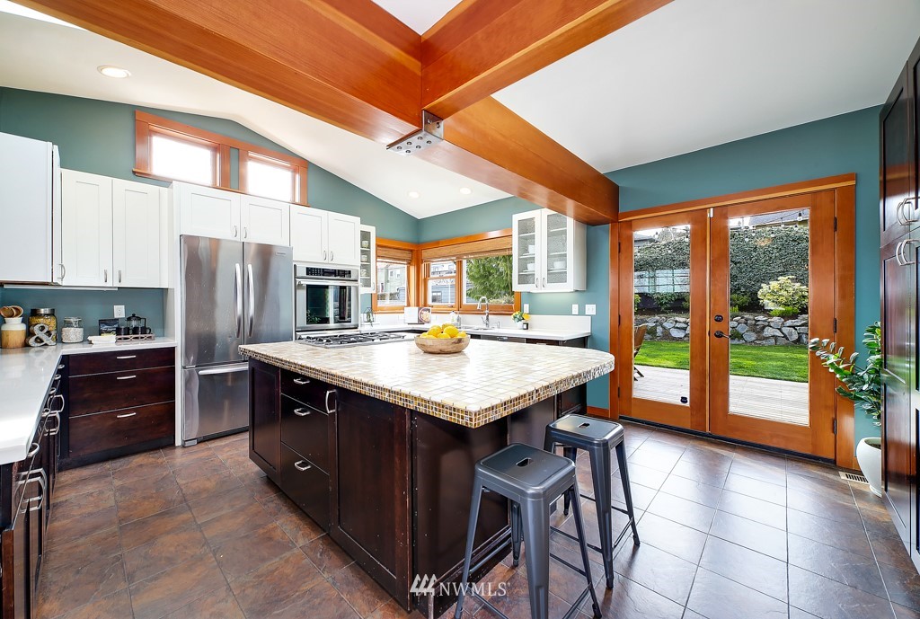 3441 36th Avenue Southwest Seattle, WA 98126 - Photo 10 of 25 Gallery Image 10