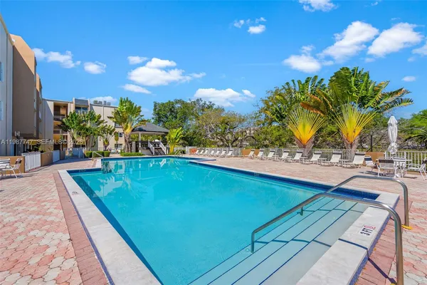 $2,450 | 7765 Southwest 86th Street, Unit F2303, Miami, FL 33143