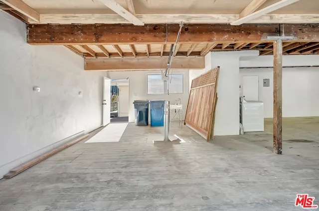 $5,500 | 25330 Malibu Road, Unit WEST, Malibu, CA 90265