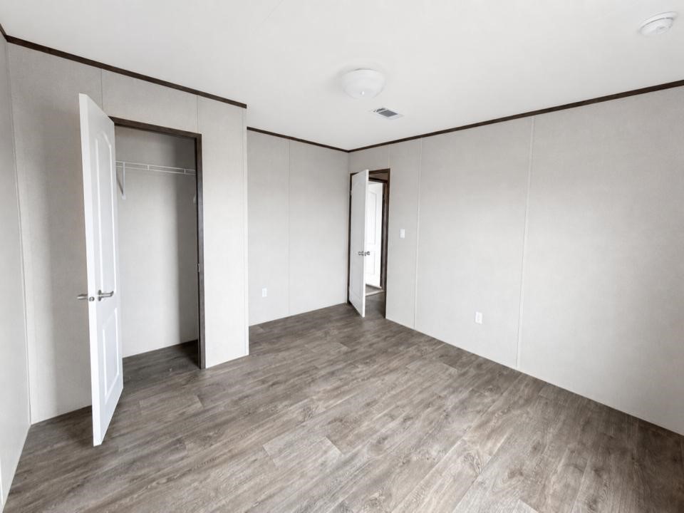1195 5702nd Road Cleveland, TX 77327 - Photo 5 of 14
