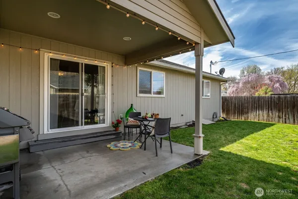 $418,000 | 1138 1/2 East Isaacs Avenue, Walla Walla, WA 99362