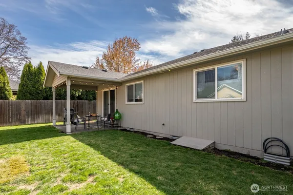 $418,000 | 1138 1/2 East Isaacs Avenue, Walla Walla, WA 99362