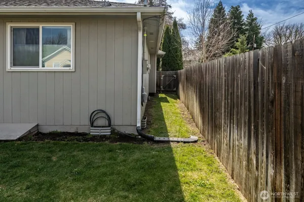 $418,000 | 1138 1/2 East Isaacs Avenue, Walla Walla, WA 99362