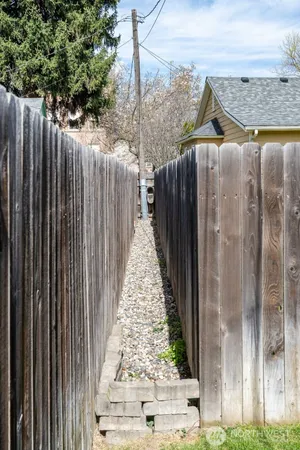 $418,000 | 1138 1/2 East Isaacs Avenue, Walla Walla, WA 99362