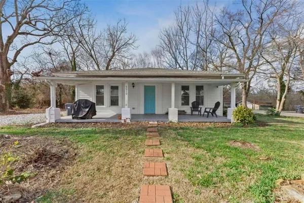 $1,900 | 5919 Chattahoochee Street, Lula, GA 30554