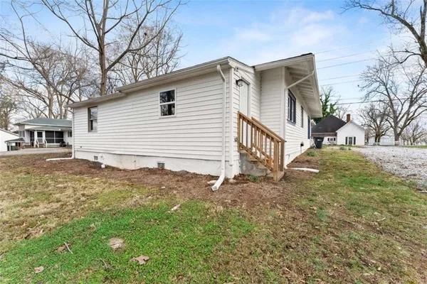 $1,900 | 5919 Chattahoochee Street, Lula, GA 30554