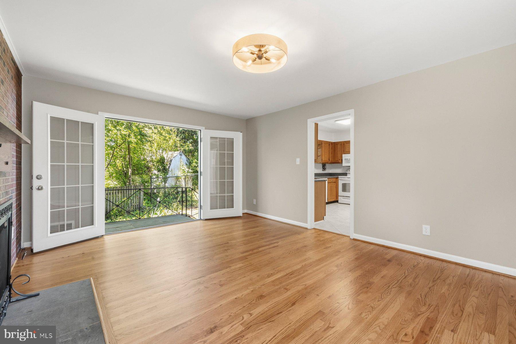 1108 Tiffany Road Silver Spring, MD 20904 - Photo 11 of 40 Family room