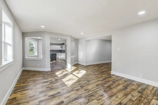 $599,999 | 31423 Reids Prairie Road, Waller, TX 77484