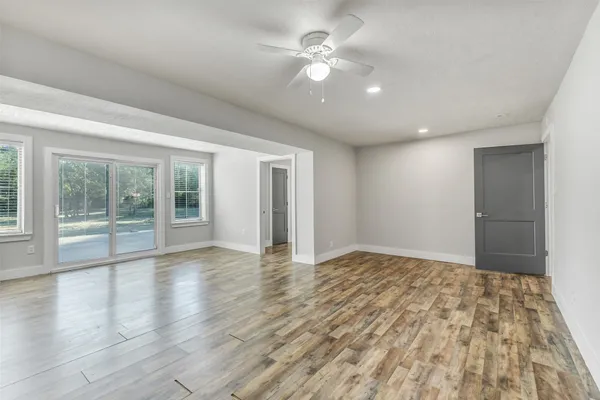 $599,999 | 31423 Reids Prairie Road, Waller, TX 77484