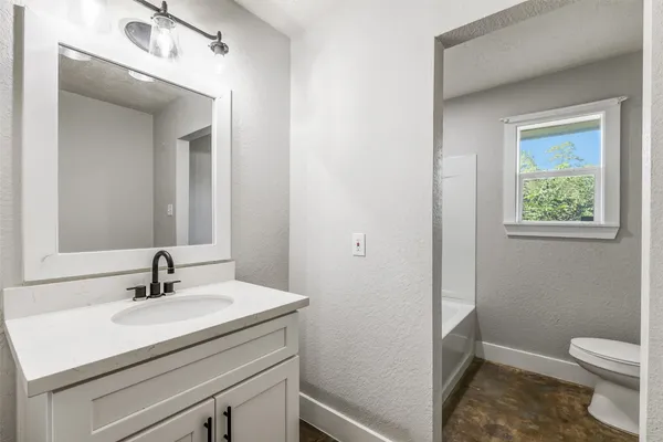 $599,999 | 31423 Reids Prairie Road, Waller, TX 77484