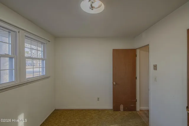 $195,000 | 2915 Northwoods Drive, Jacksonville, NC 28540