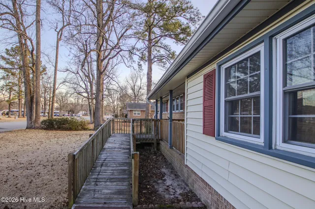 $195,000 | 2915 Northwoods Drive, Jacksonville, NC 28540