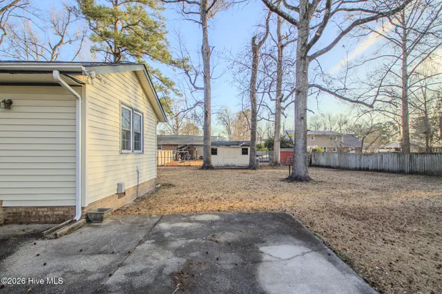 $195,000 | 2915 Northwoods Drive, Jacksonville, NC 28540