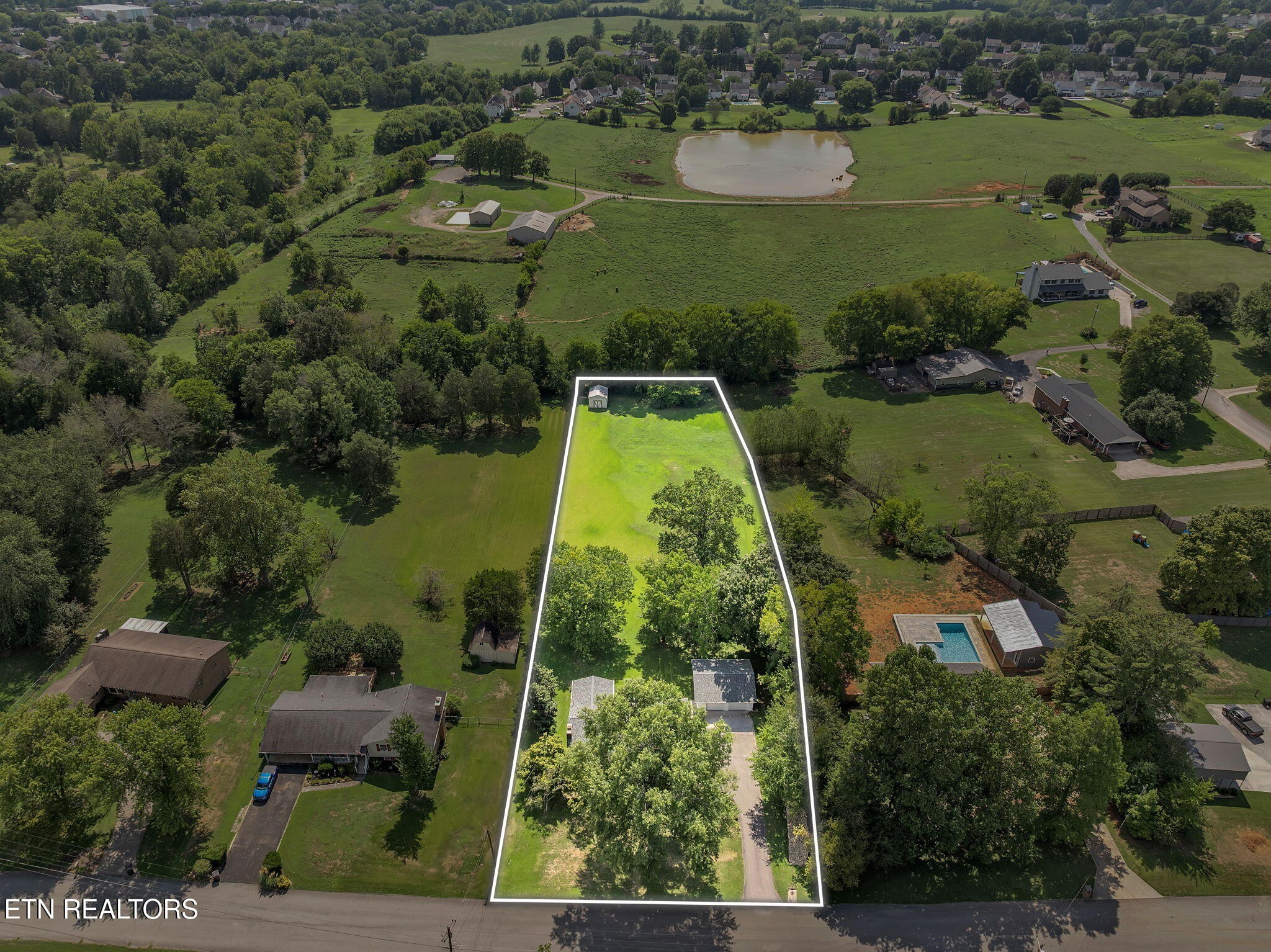 7121 Regency Road Knoxville, TN 37931 - Photo 10 of 34 Gallery Image 10