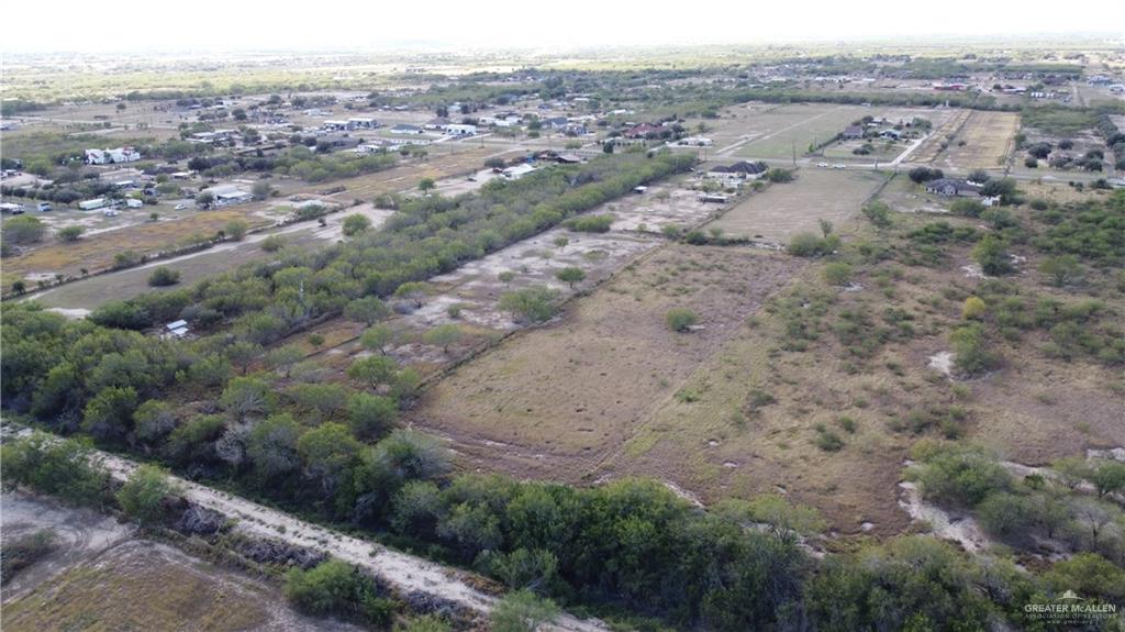 Na North Val Verde Road Edcouch, TX 78538 - Photo 3 of 9 an aerial view of multiple house