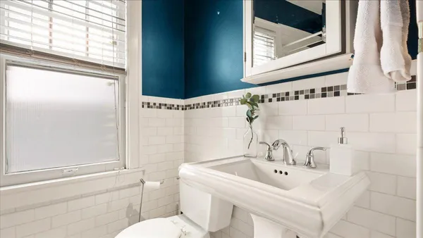 $183,900 | 3400 List Place, Unit 1, Minneapolis, MN 55416