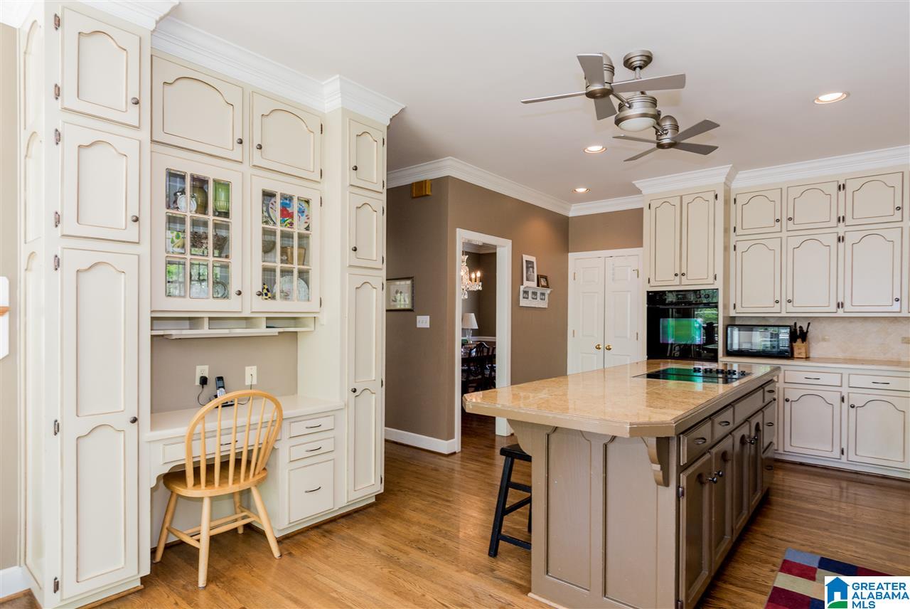 3820 Timberline Way Birmingham, AL 35243 - Photo 8 of 37
