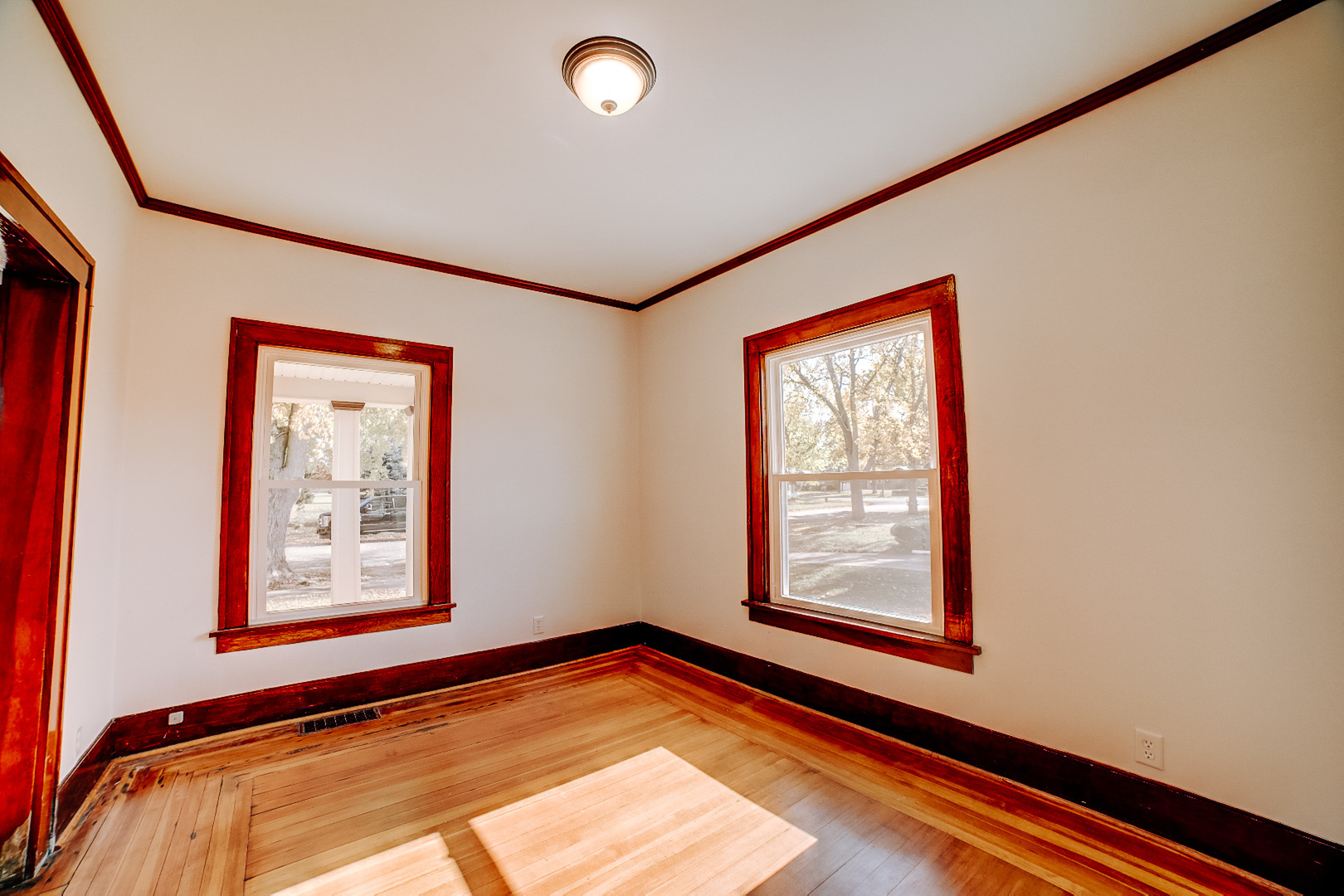 618 South Thomas Street Gilman, IL 60938 - Photo 15 of 38