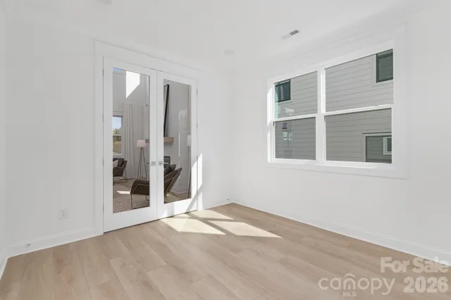 $849,000 | 220 Windy Dell Drive, Tega Cay, SC 29708