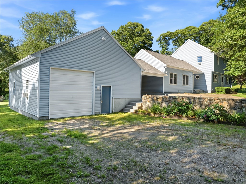 655 Saugatucket Road South Kingstown, RI 02879 - Photo 3 of 50