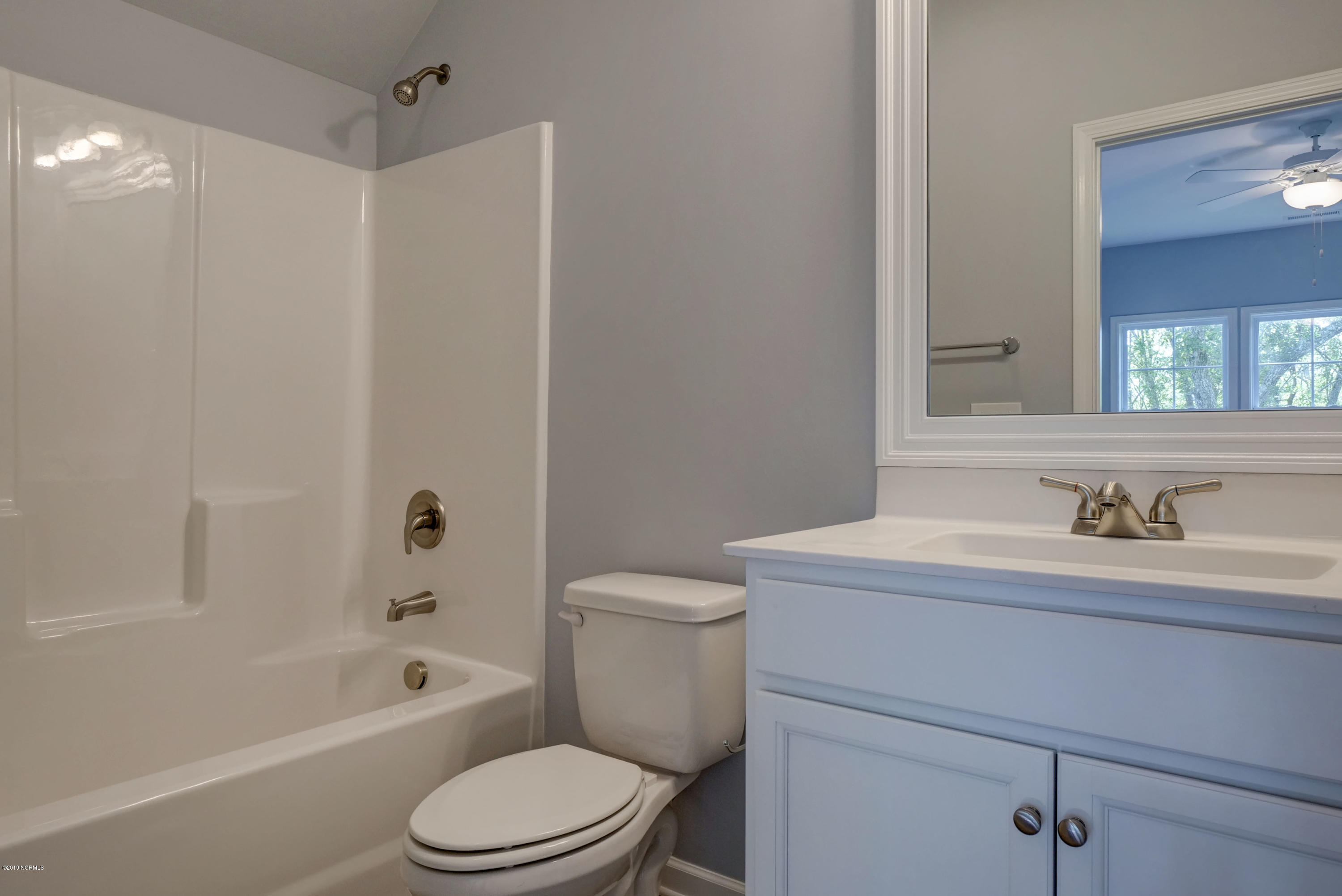 193 Violetear Ridge, Unit LOT #40 Hampstead, NC 28443 - Photo 13 of 30 P1677125_26_27_28_29_30_31