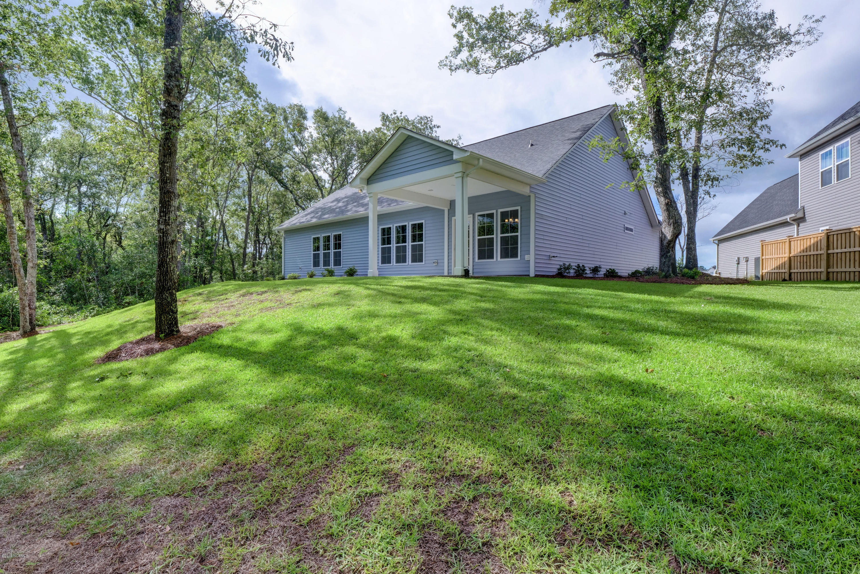 193 Violetear Ridge, Unit LOT #40 Hampstead, NC 28443 - Photo 5 of 30 P1677272_3_4_5_6_7_8