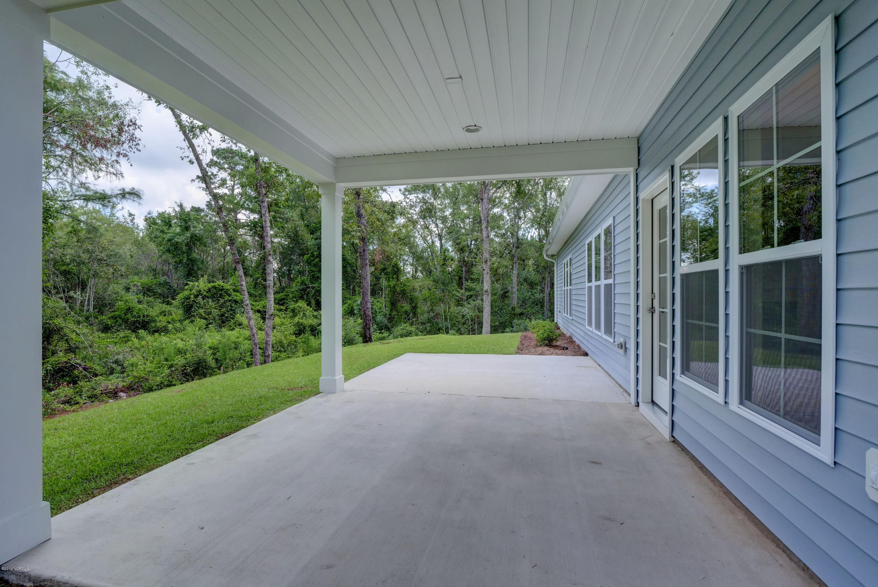 193 Violetear Ridge, Unit LOT #40 Hampstead, NC 28443 - Photo 7 of 30 P1677293_4_5_6_7_8_9