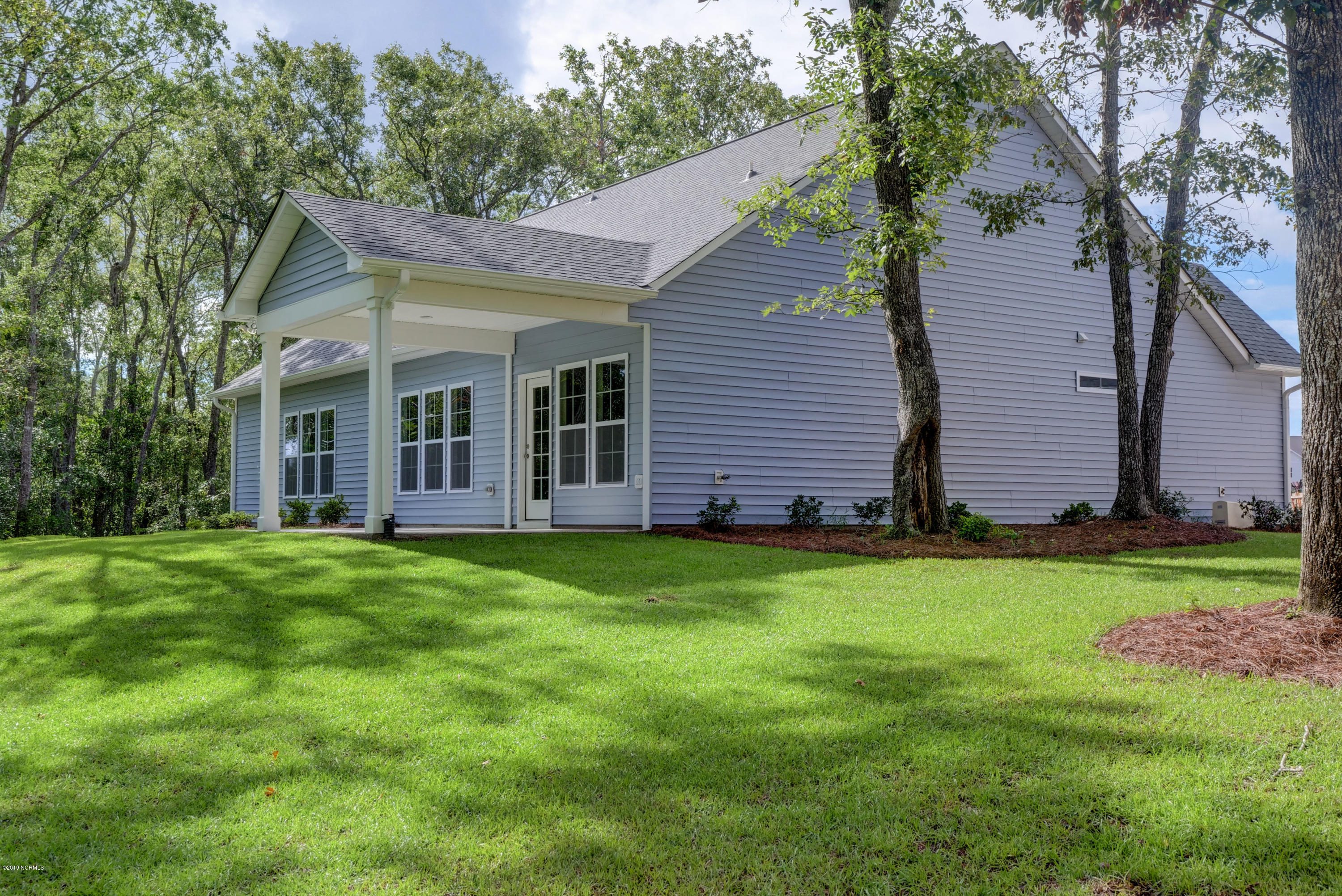 193 Violetear Ridge, Unit LOT #40 Hampstead, NC 28443 - Photo 9 of 30 P1677279_80_81_82_83_84_85