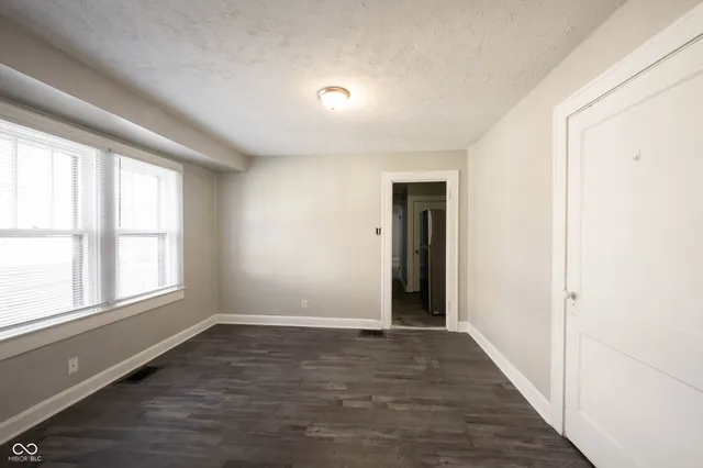 $849 | 915 North Drexel Avenue, Indianapolis, IN 46201