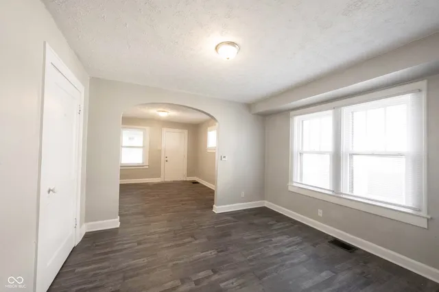 $849 | 915 North Drexel Avenue, Indianapolis, IN 46201