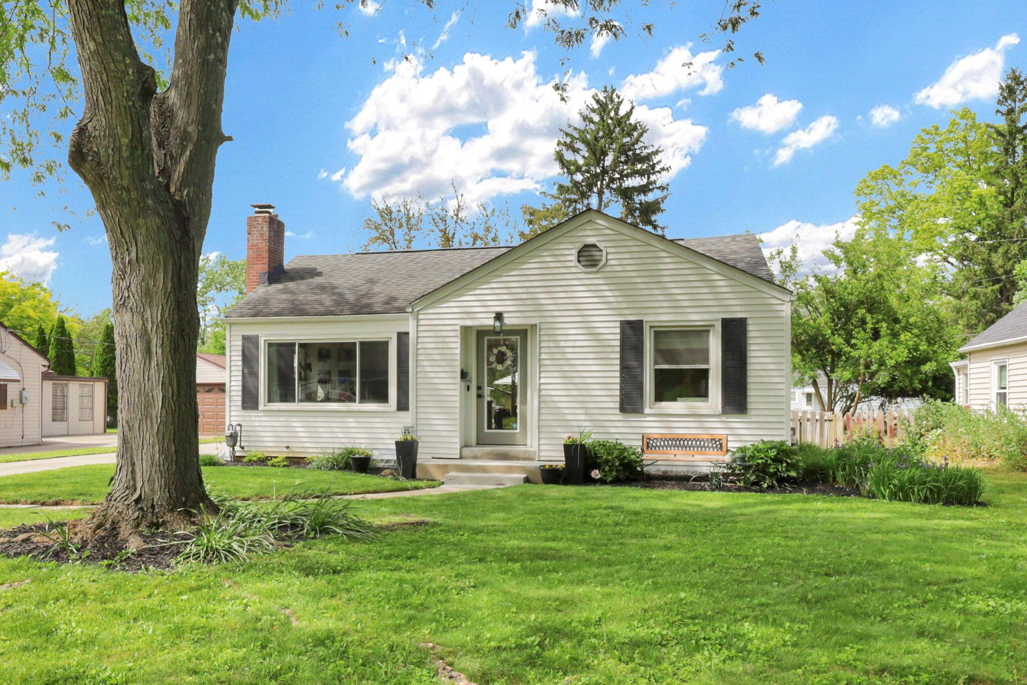 640 East Beaumont Road Columbus, OH 43214 - Photo 1 of 58 Gallery Image 1