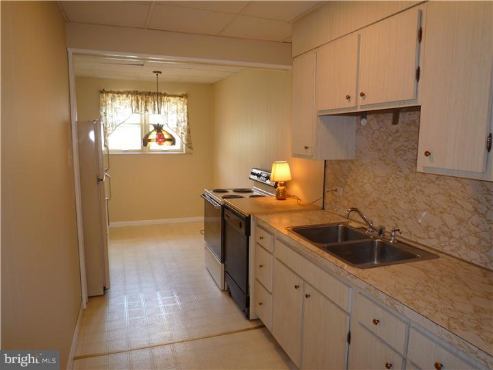 300 Marne Road Brooklawn, NJ 08030 - Photo 11 of 20 Kitchen