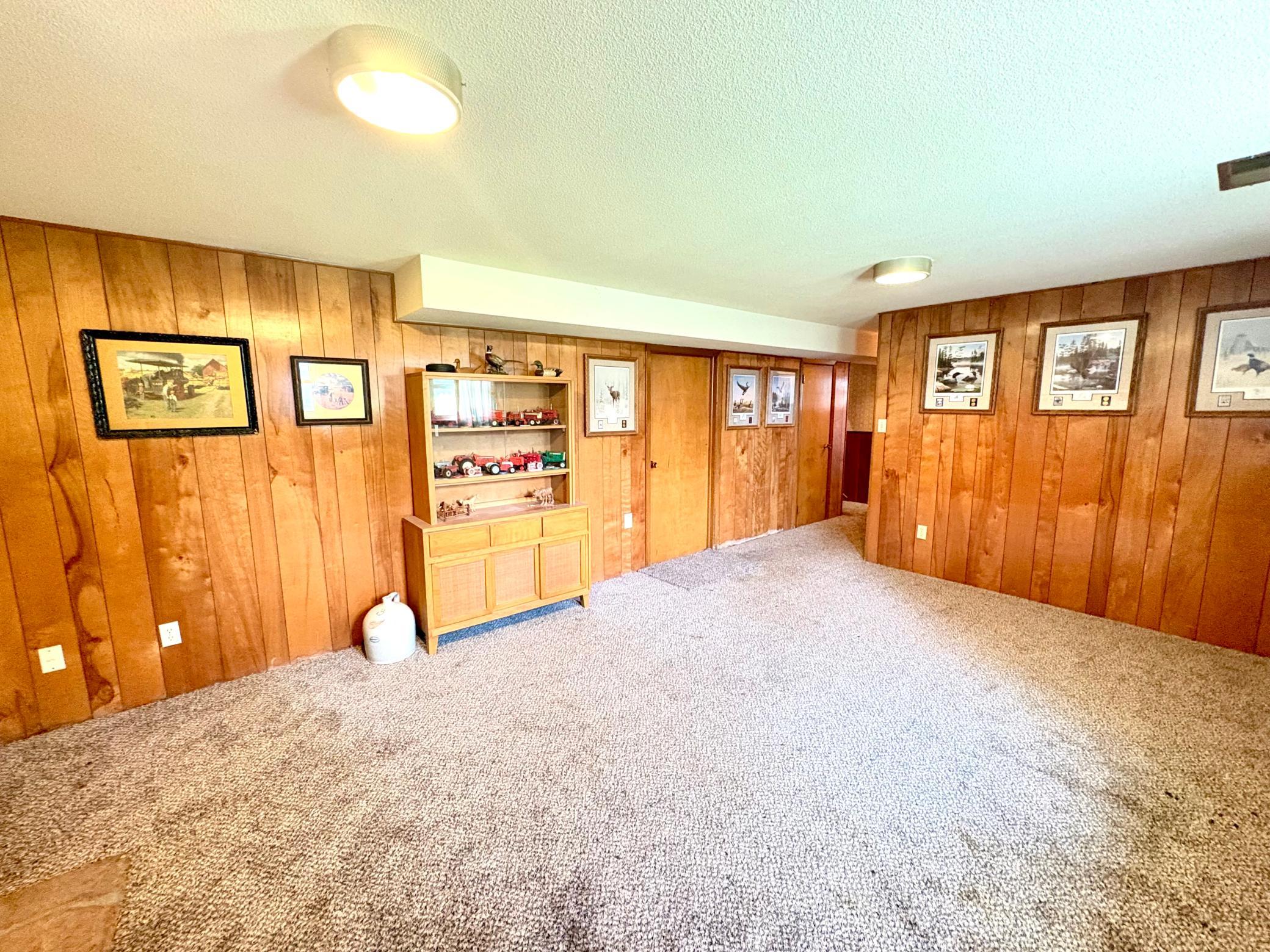 404 3rd Street Madison, MN 56256 - Photo 14 of 36