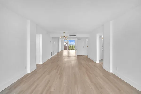 $3,800 | 777 South Federal Highway, Unit RP907, Pompano Beach, FL 33062