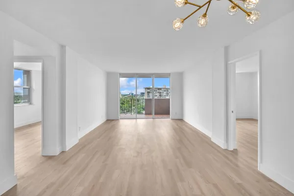 $3,800 | 777 South Federal Highway, Unit RP907, Pompano Beach, FL 33062