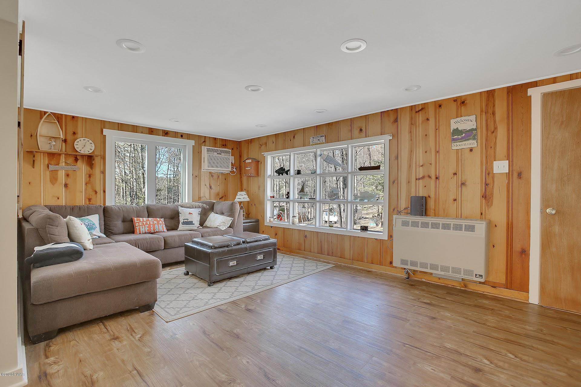 20 Spring Street Hawley, PA 18428 - Photo 7 of 22 4