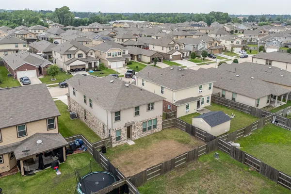$2,400 | 2518 Boxwood Park, Houston, TX 77038