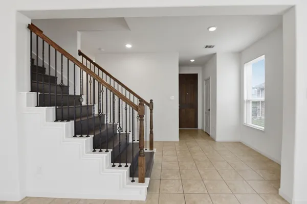 $2,400 | 2518 Boxwood Park, Houston, TX 77038