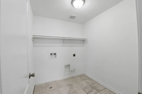 $2,400 | 2518 Boxwood Park, Houston, TX 77038
