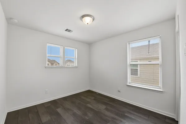 $2,400 | 2518 Boxwood Park, Houston, TX 77038