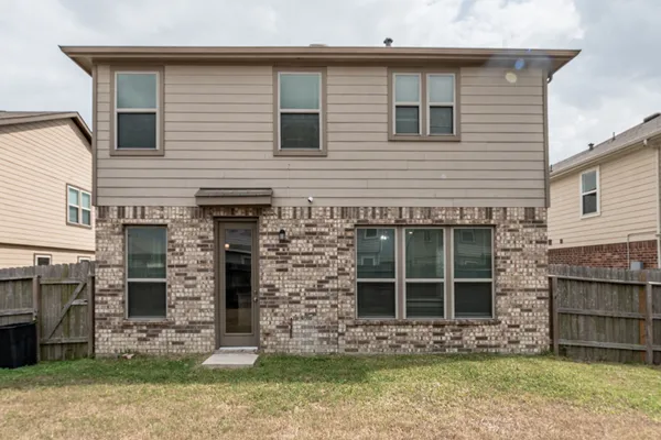 $2,400 | 2518 Boxwood Park, Houston, TX 77038