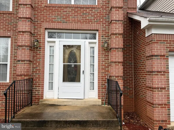 $650,000 | 10102 Ellard Drive, Lanham, MD 20706