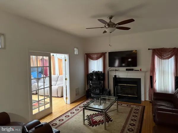 $650,000 | 10102 Ellard Drive, Lanham, MD 20706