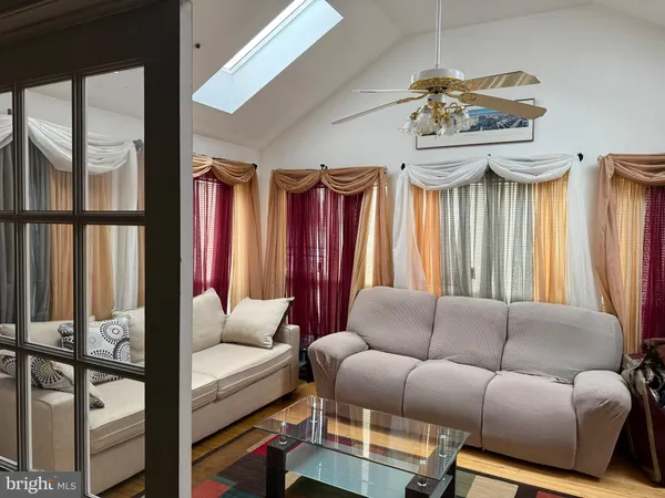 $650,000 | 10102 Ellard Drive, Lanham, MD 20706