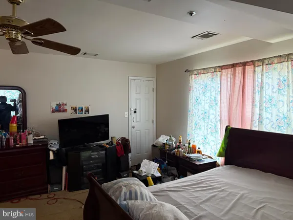 $650,000 | 10102 Ellard Drive, Lanham, MD 20706