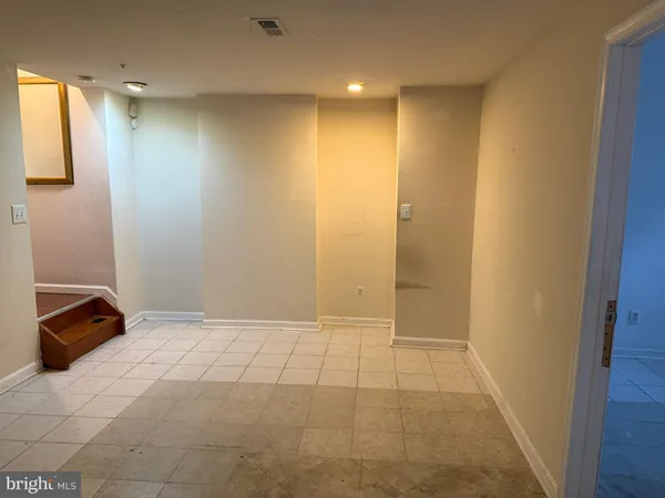 $650,000 | 10102 Ellard Drive, Lanham, MD 20706